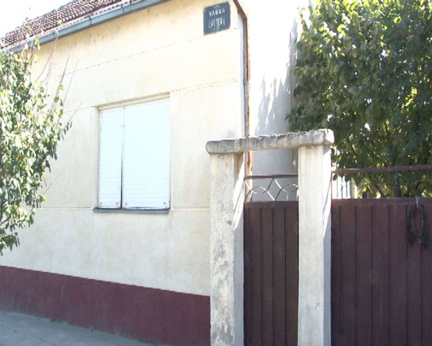 Свекар пуцао на трудну снају